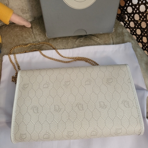 (SOLD)RARE Authentic Vintage Dior chained shoulder bag - Picture 3 of 17